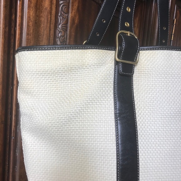 Generous Woven Coach Tote Black & Cream - Picture 7 of 15